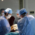 Світлина. Складна операція: імплантат для кріплення протеза вживили в кістку пацієнту лікарі з Вінниці. Реабілітація, протез, Вінниця, пацієнт, операція, остеоінтеграційне протезування