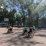 Світлина. Баскетбол на візках: на спортивній базі в Одесі пройшло відкрите тренування з адаптивного спорту для ветеранів. Реабілітація, ветеран, Одеса, тренування, адаптивний спорт, баскетбол на візках