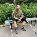 "Я б і життя віддав, ноги — то дурниці": боєць Степан Чередарик вчиться ходити на протезах після поранення (ФОТО, ВІДЕО)