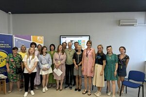 В Україні стартував соціальний проєкт «Невидимі сторінки» для популяризації читання шрифтом Брайля