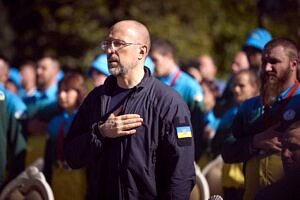 Світлина. Президент відзначив українських паралімпійців та їхніх тренерів державними нагородами. Спорт, Паралімпійські ігри, тренер, Володимир Зеленський, паралімпійці, державна нагорода