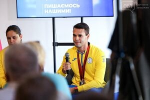 Світлина. Ця нагорода була найважчою: як запорізькі паралімпійці здобували медалі в Парижі. Спорт, спортсмен, Паралімпійські ігри, медаль, Париж, паралімпійці