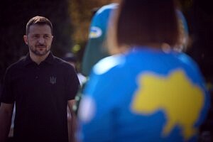 Світлина. Президент відзначив українських паралімпійців та їхніх тренерів державними нагородами. Спорт, Паралімпійські ігри, тренер, Володимир Зеленський, паралімпійці, державна нагорода