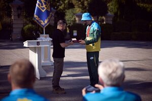 Світлина. Президент відзначив українських паралімпійців та їхніх тренерів державними нагородами. Спорт, Паралімпійські ігри, тренер, Володимир Зеленський, паралімпійці, державна нагорода