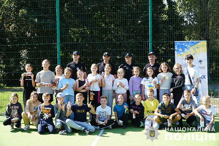 Безбар’єрність стосується кожного: тернопільські поліцейські провели пізнавальний захід для школярів. тернопіль, ліцей, поліцейський, інвалідність, інклюзивність