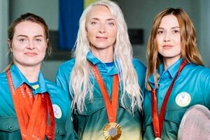 Розповіли свої сильні історії. Переможниці Паралімпійських ігор стали обличчями одного з українських журналів (ФОТО)