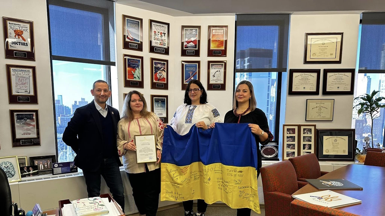 Українські фахівці з реабілітації переймають досвід у передовій клініці США. відновлення, пацієнт, сша, фахівчиня, центр реабілітації