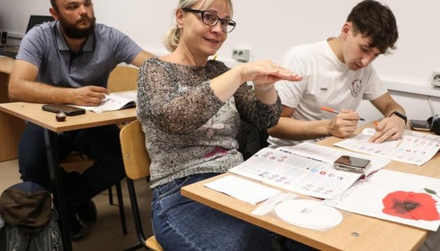 У Львові запрацювала водійська школа, в якій зможуть навчатися люди з порушеннями слуху (ФОТО). інвалідність, автошкола, львів, порушення слуху та мовлення, проєкт