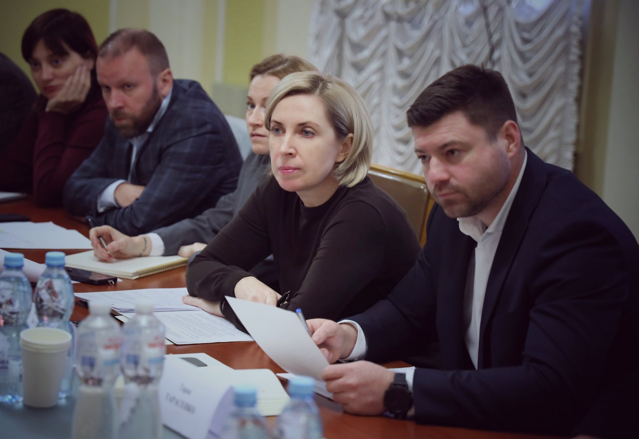 В Офісі Президента відбулася нарада з питань протезування військових. військовий, лікування, нарада, протезування, реабілітація