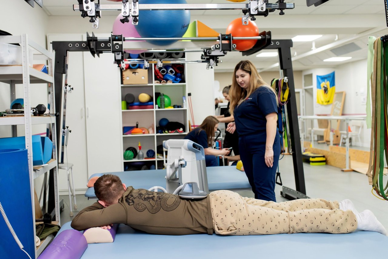 Дніпровський реабілітаційний центр подвоює потужності для відновлення поранених військових. відновлення, військовий, дніпровський реабілітаційний центр, поранений, послуга