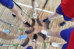 Світлина. Спортсменки Житомирщини готуються до зимових Ігор Спеціальної Олімпіади. Спорт, підготовка, Спеціальна Олімпіада, збірна України, флорбол, Олімпійські ігри