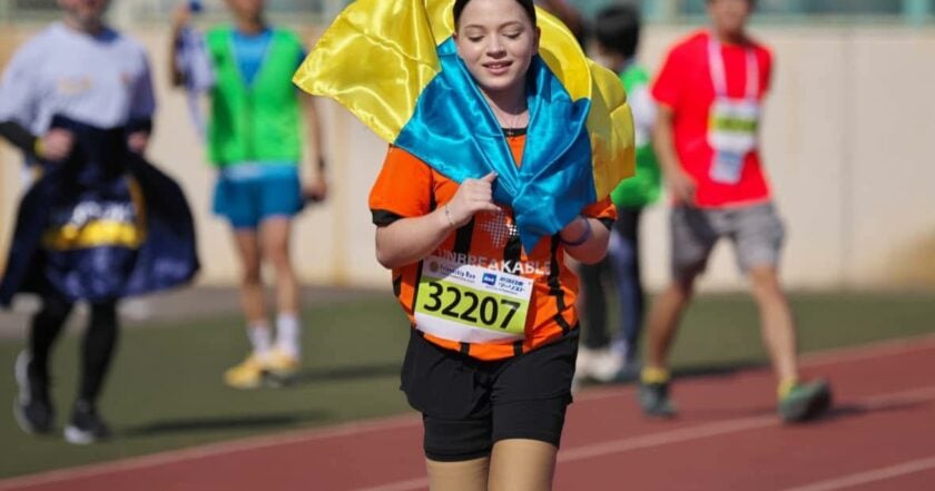 13-річна українка, яка втратила обидві ноги внаслідок удару рф, здолала 5 км на Токійському марафоні. захисник, кошти, протез, токійський марафон, яна степаненко