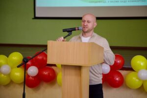 Світлина. В одеських школах проводять уроки безбар’єрності. Безбар'єрність, суспільство, інклюзія, Одеса, заняття, уроки безбар’єрності