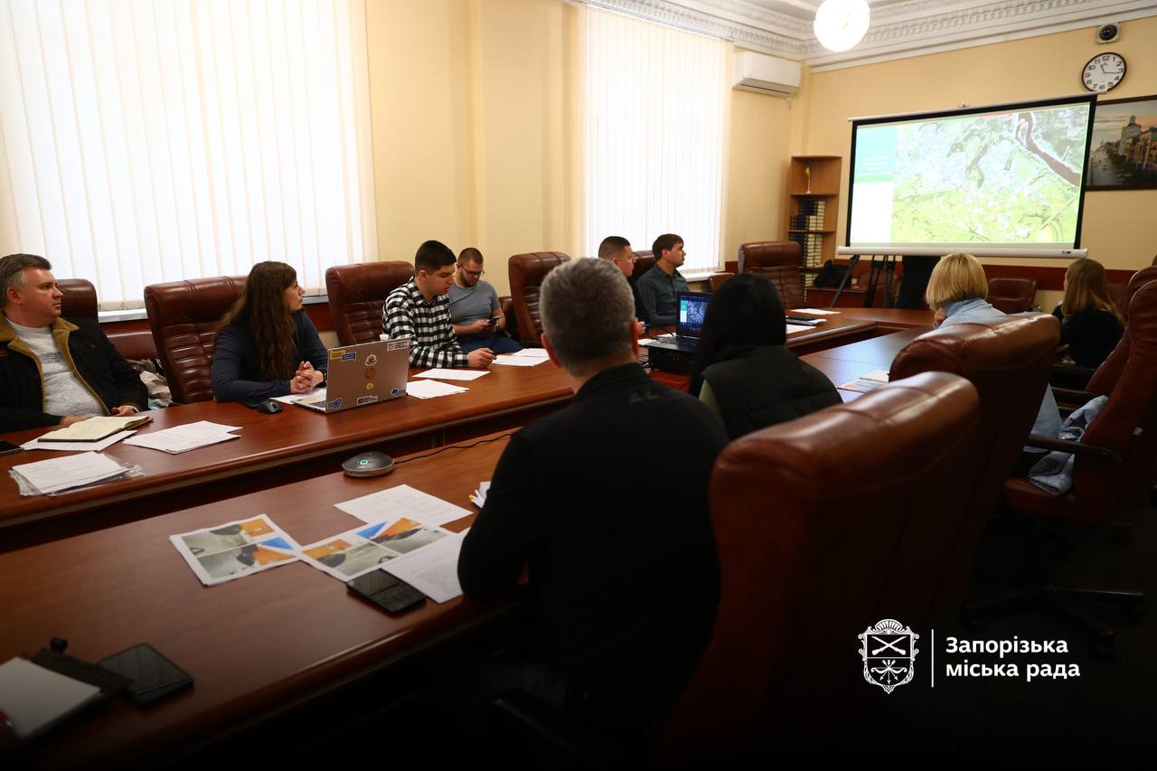 Обговорили питання безбар’єрності міської інфраструктури (ФОТО). інвалідність, доступність, запоріжжя, засідання, рада безбар’єрності