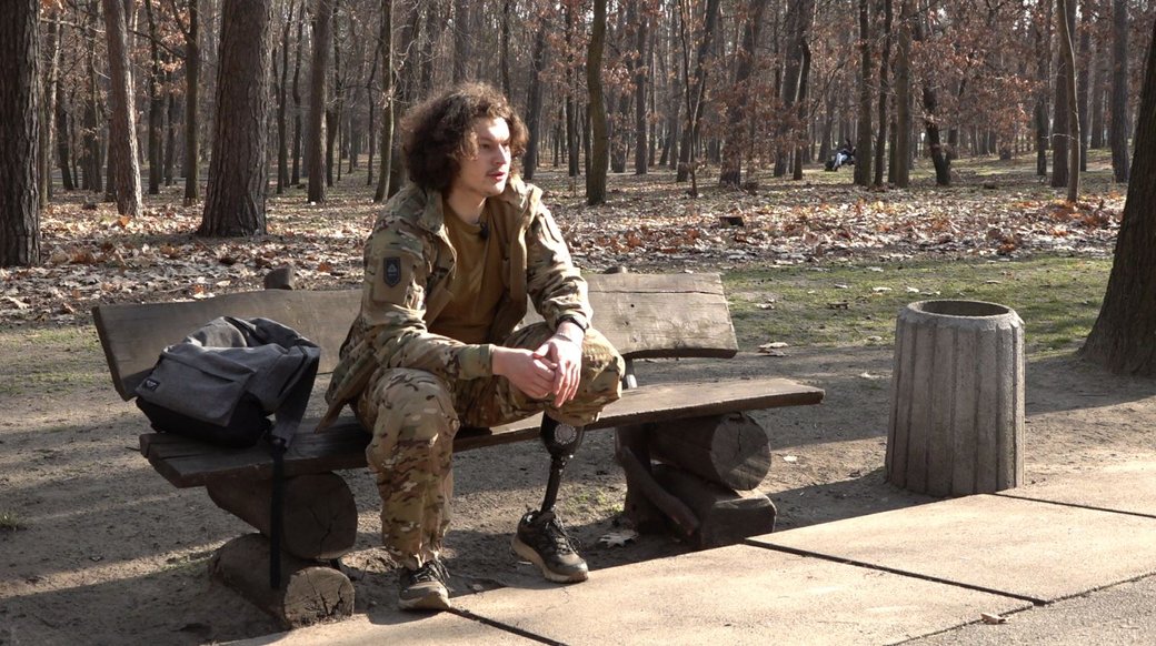 “Дивлюся на ногу, а вона нежива”: військовий з Черкащини розповів про війну та реабілітацію після поранення (ФОТО, ВІДЕО). військовий, віталій горпініч, поранення, протез, реабілітація