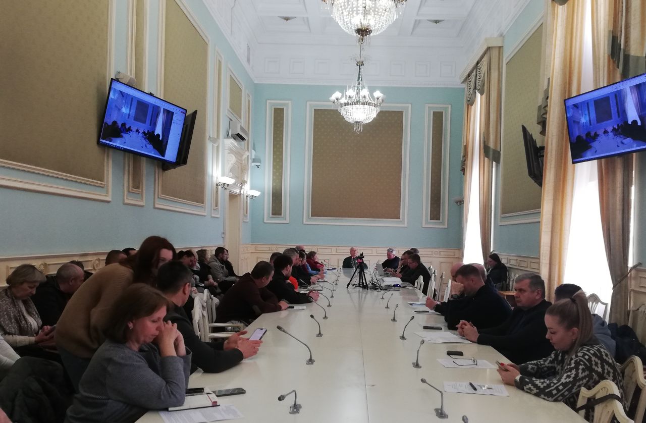 Безбар’єрність для незрячих: круглий стіл про реальний стан справ та перспективи облаштування міського простору. безбар’єрний простір, київ, круглий стіл, національна стратегія, незрячий