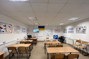 Світлина. Кермувати всупереч: як в Україні навчають водіння людей з інвалідністю. Навчання, інвалідність, автомобіль, автошкола, водійське посвідчення, проєкт Без бар'єрів