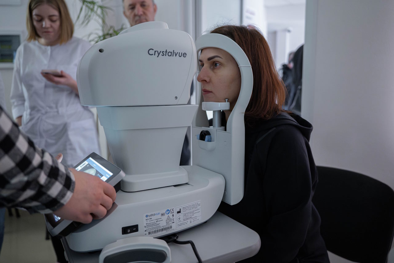 30 секунд, щоби зберегти зір: на Одещині та Чернігівщині пацієнтам із діабетом проводять цифровий скринінг зору з використанням штучного інтелекту. діабет, зір, одещина, цифровий скринінг, чернігівщина