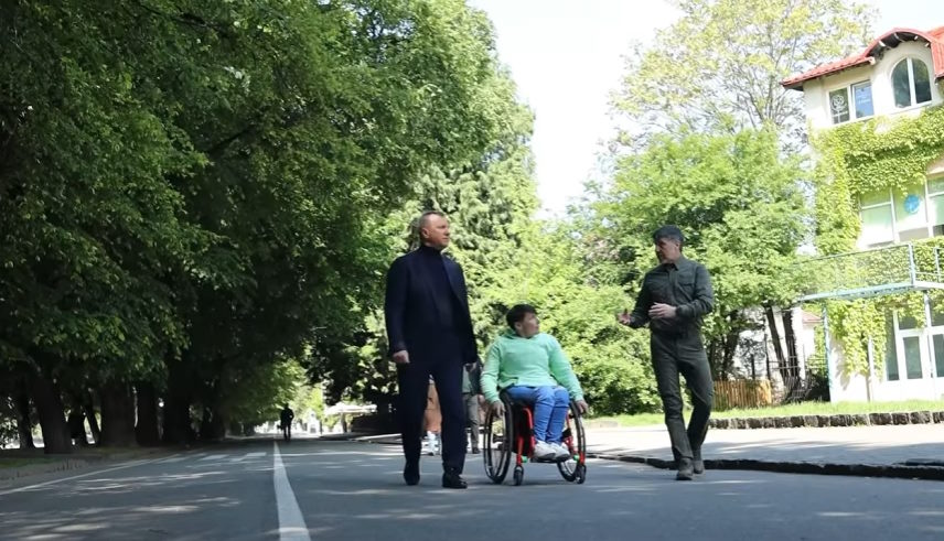 Закарпаття розбудовує безбар’єрний простір, створюючи рівні можливості для кожного (ВІДЕО). інвалідність, доступність, досягнення, закарпаття, мирослав білецький