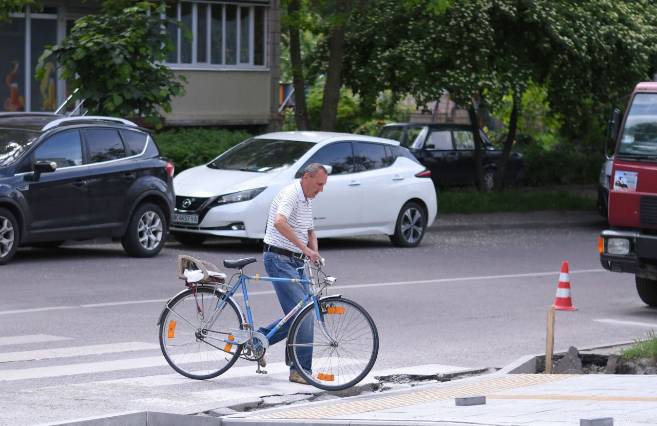 68 об’єктів стануть частиною першого на Рівненщині безбар’єрного маршруту. безбарʼєрний маршрут, доступність, меморандум, проєкт рух без барʼєрів, рівне