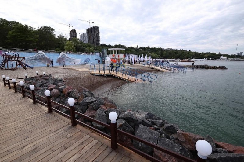 Миколаївців з порушенням опорно-рухового апарату безкоштовно возитимуть на інклюзивний пляж в Одесу. миколаїв, одеса, перевезення, пляж, порушення опорно-рухового апарату