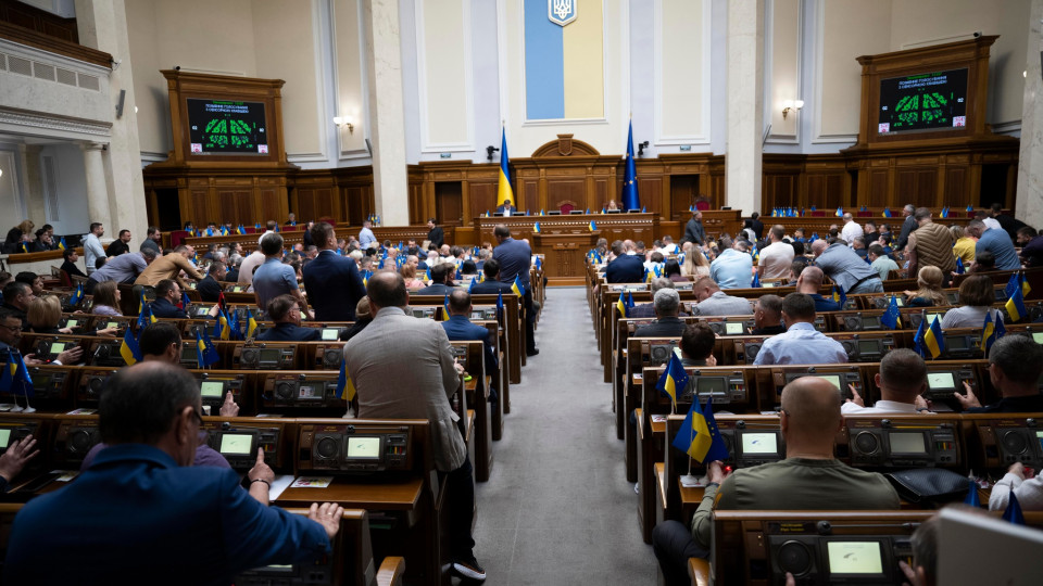 Верховна Рада, з огляду на наявні фінансово-економічні можливості держави, може змінити розмір виплат особам з інвалідністю внаслідок війни — ВП ВС. інвалідність внаслідок війни, верховна рада, воєнний стан, вп вс, грошова виплата