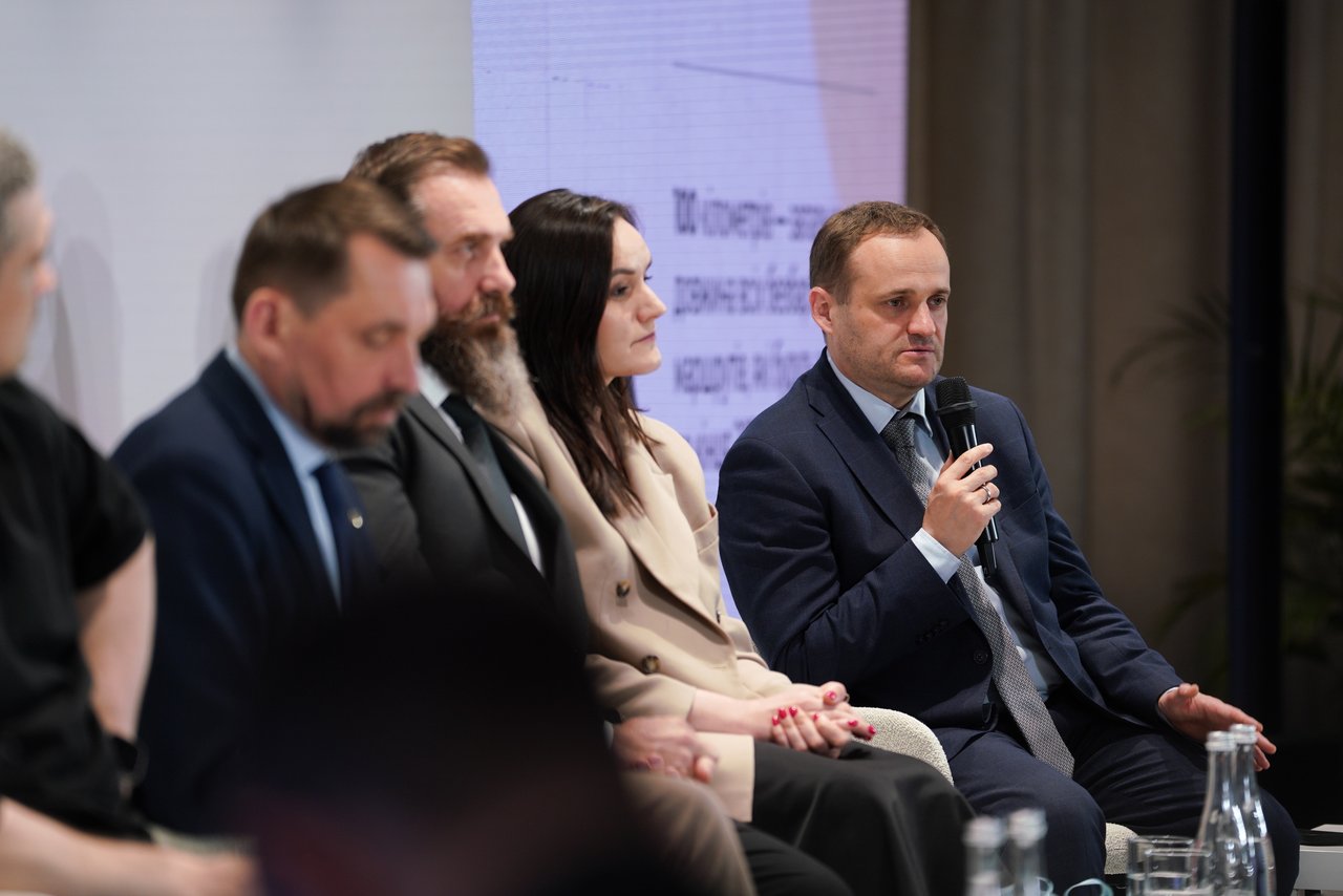 Громади беруть на себе лідерство в побудові доступного середовища, – Олексій Кулеба. інвалідність, безбарʼєрний маршрут, всеукраїнська кампанія, доступність, презентація