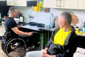 Світлина. Басейн, адаптивні види спорту та гірське повітря: на Львівщині стартував реабілітаційний табір для військових. Реабілітація, ветеран, поранення, військовий, Львівщина, реабілітаційний табір