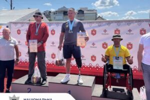 Світлина. Прикарпатський поліцейський Олександр Зірка переміг на Чемпіонаті України з пара стрільби з лука. Спорт, інвалідність, поліцейський, Чемпіонат України, Олександр Зірка, пара стрільба з лука