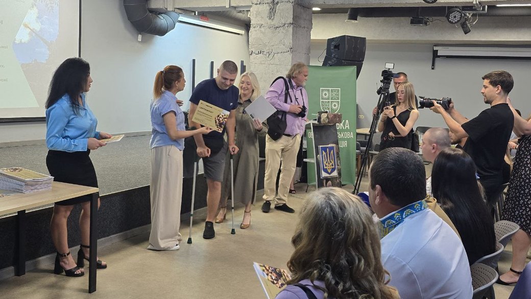 У Вінниці 60 ветеранів і родин загиблих захисників отримали сертифікати на придбання житла (ФОТО). інвалідність, вінниця, ветеран, житло, сертифікат