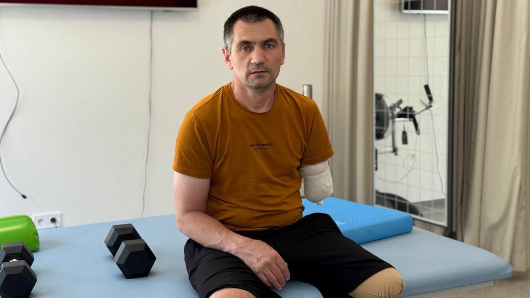 У Львові проходить реабілітацію військовий Ігор Воронін, який утратив на фронті дві кінцівки (ФОТО). ігор воронін, військовий, національний реабілітаційний центр unbroken, поранення, протезування