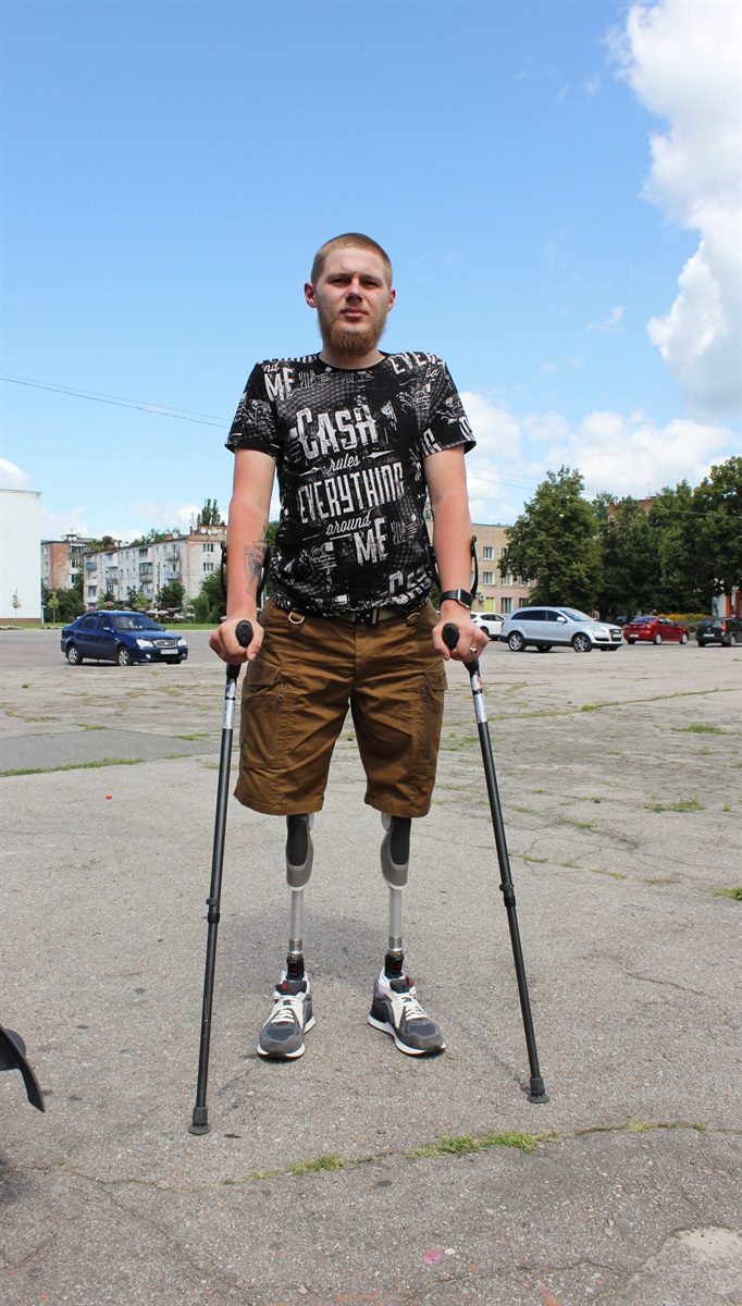 Безбар’єрність – це коли можеш працювати навіть на протезах: історія воїна з Корюківки (ФОТО). інвалідність, ветеран, костянтин целіков, поранення, протез