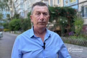 Світлина. Зручно та безпечно. У Дніпрі поповнили спецтранспорт для маломобільних підопічних терцентру. Безбар'єрність, інвалідність, Дніпро, автомобіль, підопічний, Терцентр