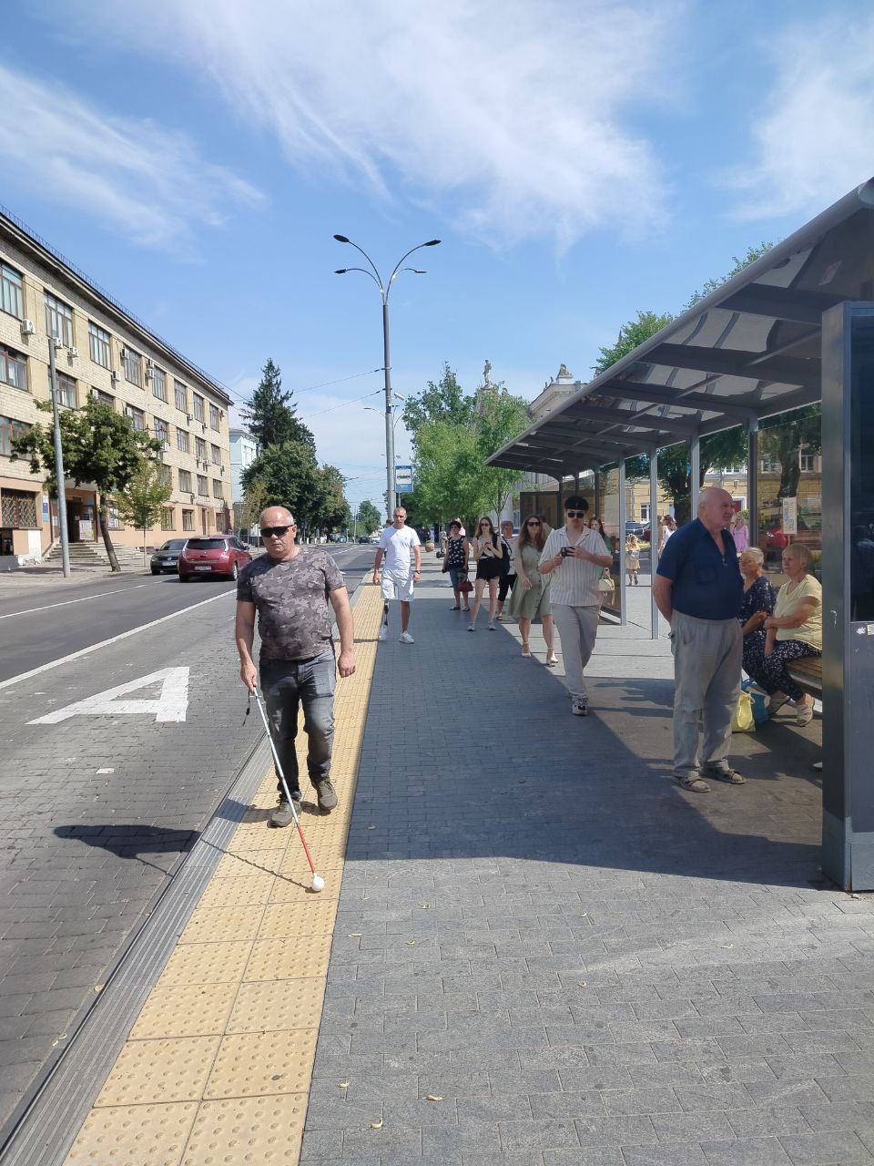 Департамент відновлення та розвитку Вінницької міської ради долучив ветеранів до додаткового обстеження однієї з ділянок майбутнього безбар’єрного маршруту (ФОТО). інвалідність, безбарʼєрний маршрут, вінниця, ветеран, обстеження