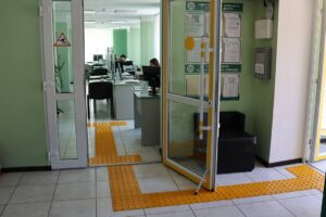 Світлина. Безбар’єрність у дії: у Володимирці впроваджують доступність для всіх. Безбар'єрність, інвалідність, доступність, безбар’єрний простір, Національна стратегія, Володимирець