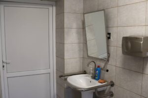 Світлина. Безбар’єрність у дії: у Володимирці впроваджують доступність для всіх. Безбар'єрність, інвалідність, доступність, безбар’єрний простір, Національна стратегія, Володимирець