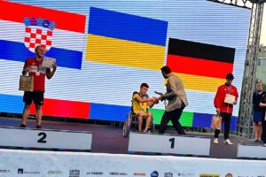 Світлина. Юні паралімпійці з Донеччини вибороли 19 медалей у Стамбулі. Спорт, медаль, перемога, паралімпійці, Стамбул, плавці