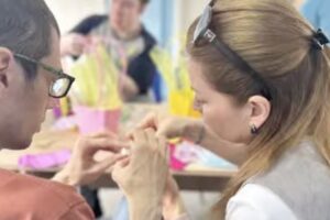 Чи існує в Україні реабілітація дорослих людей з аутизмом: інтерв’ю з мамою та активісткою