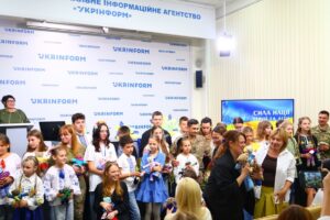 Світлина. Сила, що єднає серця: як діти та герої створили історію, яка надихає Україну. Новини, інвалідність, ветеран, військовий, постраждалий, проєкт СИЛА НАЦІЇ: ГЕРОЇ ТА ДІТИ