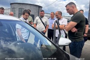 Світлина. Безбар’єрність у дії: в Івано-Франківську презентували проєкт «Безбар’єрні автошколи». Навчання, інвалідність, Івано-Франківськ, презентація, сервісний центр МВС, проєкт Безбар’єрні автошколи