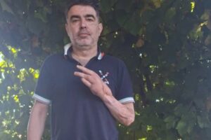 «Невже тобі самому не огидно?». Жінка образила ветерана через те, що він не приховав протез і травмовану руку