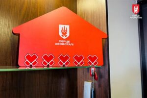 Світлина. Початок нового життя: захисник Маріуполя Олег Клочківський отримав власну квартиру від “Серця Азовсталі”. Новини, Мариуполь, квартира, програма Серце Азовсталі. Вдома, оборонець, Олег Клочківський