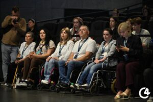 Світлина. У Чернівцях пройшов VII Міжнародний форум інклюзивності. Безбар'єрність, інвалідність, доступність, суспільство, Чернівці, Міжнародний форум інклюзивності