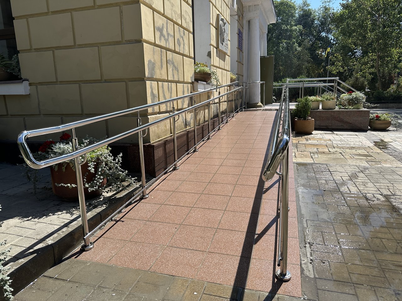 “Рух без бар’єрів” — дайджест новин. інфраструктура, безбарʼєрний маршрут, доступність, облаштування, проєкт рух без барʼєрів