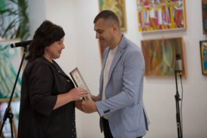 Світлина. До Дня Незалежності десять родин військових отримали сертифікати на житло. Закони та права, допомога, військовий, житло, Хмельницький, сертифікат