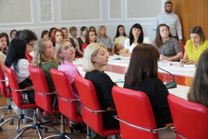 У Тернопільській ОВА провели семінар-навчання з питань безбар’єрності для працівників відділів ДРАЦС (ФОТО)