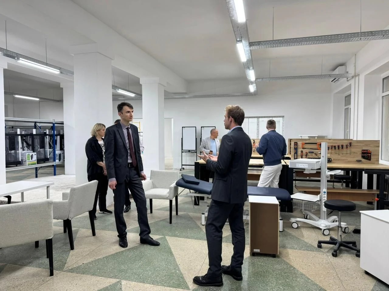 В Україні створюють протезні мікроклініки для реабілітації після ампутацій. ампутація, пацієнт, проєкт, протезна мікроклініка, протезування