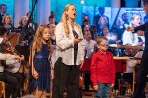 Світлина. У Києві відбувся концерт «Музика чуттів»: про інклюзію, прийняття та силу мистецтва. Новини, інвалідність, Київ, інклюзія, прийняття, концерт Музика чуттів