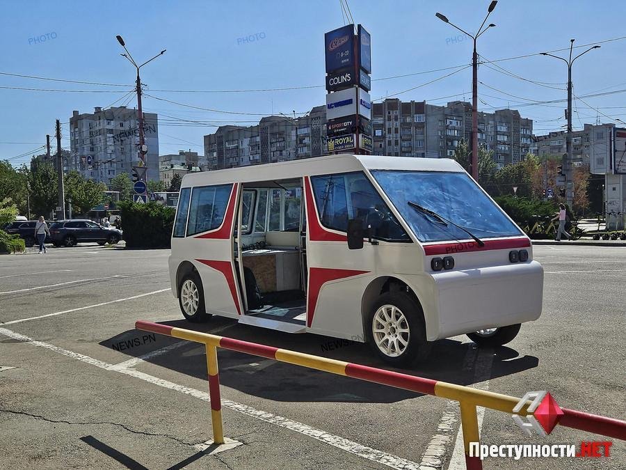 Миколаївський стартап розробив перший український електромобіль для людей у кріслах колісних – його презентують на виставках у Німеччині (ФОТО, ВІДЕО). виставка, електромобіль, крісло колісне, німеччина, стартап drive in five