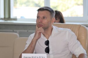 Світлина. У Сумах розробили проєкт місцевого Плану заходів з безбар’єрності. Закони та права, інвалідність, засідання, моніторинг, Рада безбар’єрності, Суми